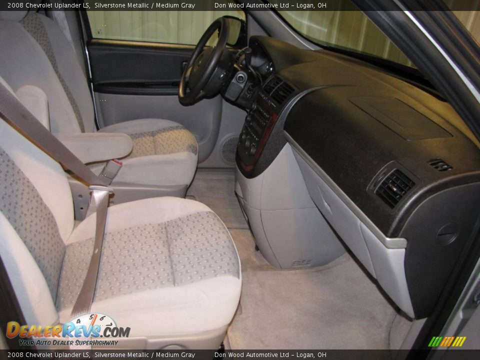 2008 Chevrolet Uplander LS Silverstone Metallic / Medium Gray Photo #5