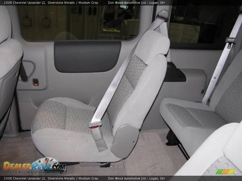 2008 Chevrolet Uplander LS Silverstone Metallic / Medium Gray Photo #6