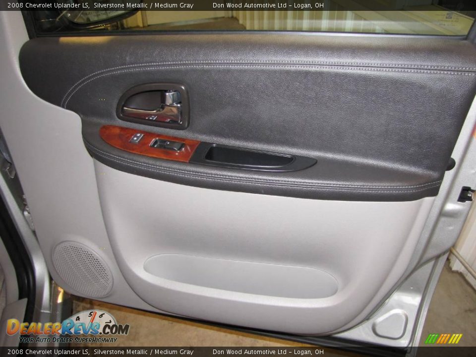 2008 Chevrolet Uplander LS Silverstone Metallic / Medium Gray Photo #11