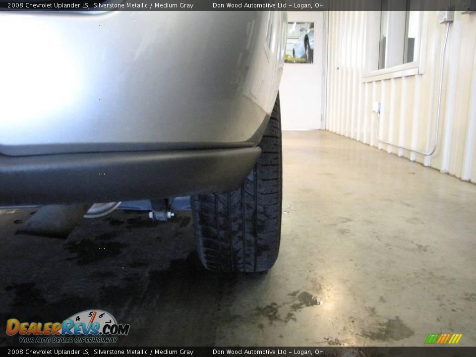 2008 Chevrolet Uplander LS Silverstone Metallic / Medium Gray Photo #21