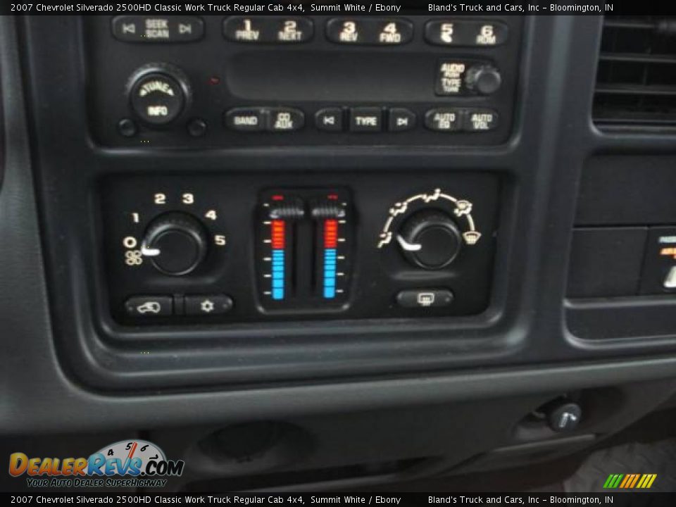 2007 Chevrolet Silverado 2500HD Classic Work Truck Regular Cab 4x4 Summit White / Ebony Photo #20