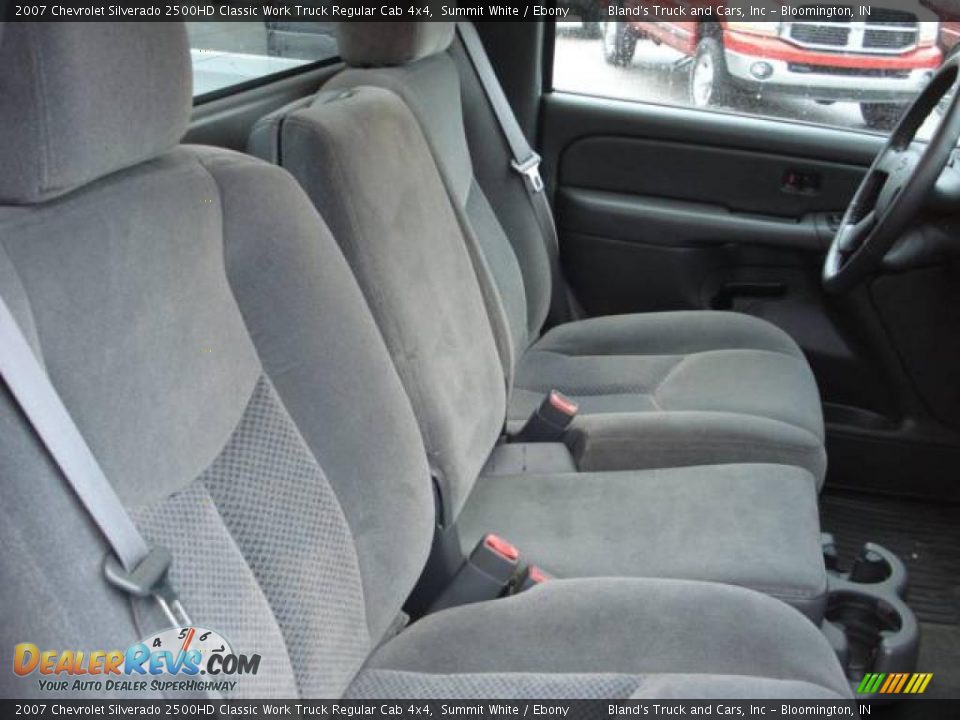 2007 Chevrolet Silverado 2500HD Classic Work Truck Regular Cab 4x4 Summit White / Ebony Photo #23