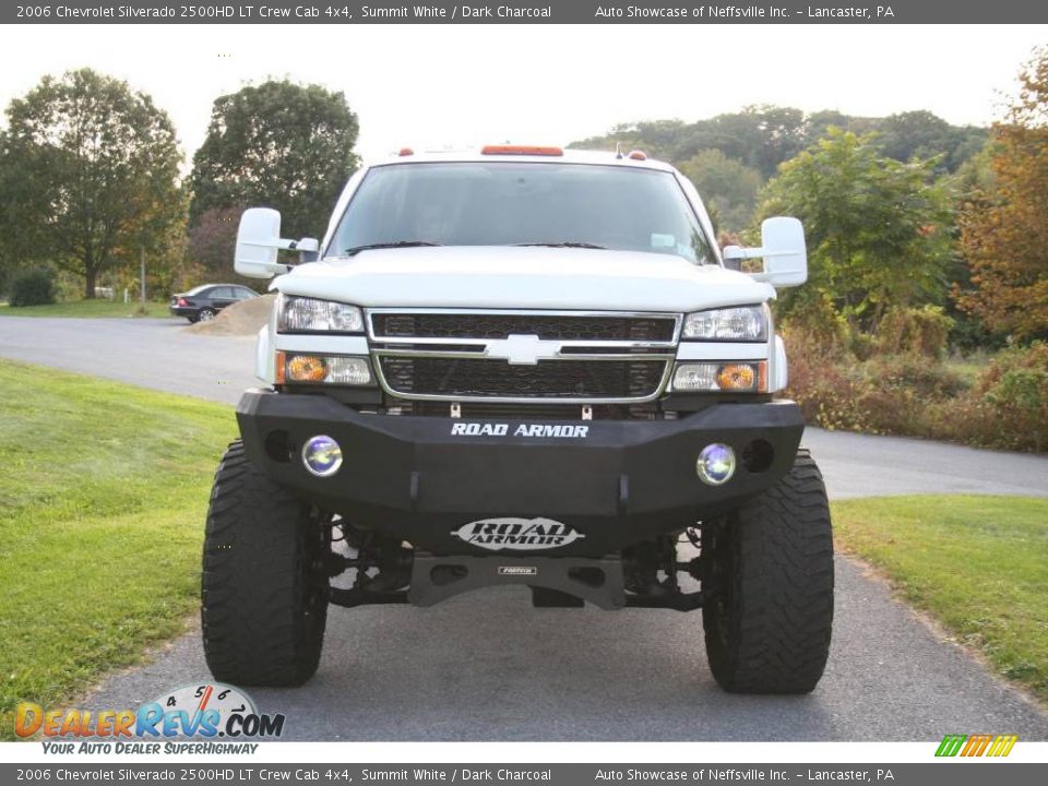 2006 Chevrolet Silverado 2500HD LT Crew Cab 4x4 Summit White / Dark Charcoal Photo #10