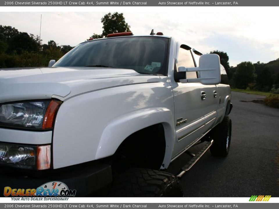 2006 Chevrolet Silverado 2500HD LT Crew Cab 4x4 Summit White / Dark Charcoal Photo #20