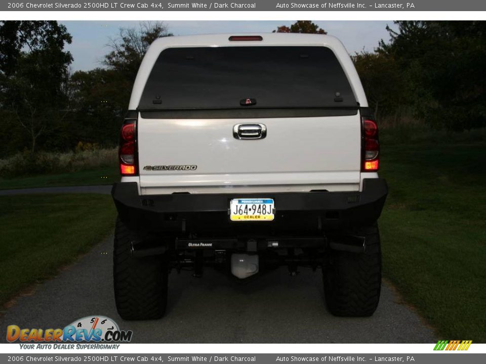 2006 Chevrolet Silverado 2500HD LT Crew Cab 4x4 Summit White / Dark Charcoal Photo #21