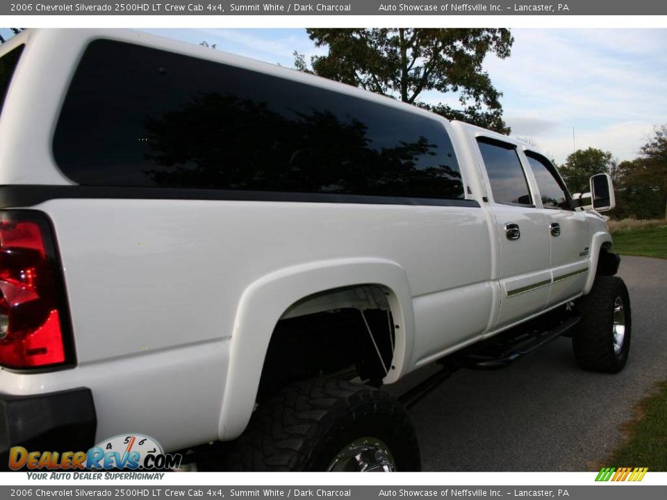 2006 Chevrolet Silverado 2500HD LT Crew Cab 4x4 Summit White / Dark Charcoal Photo #24