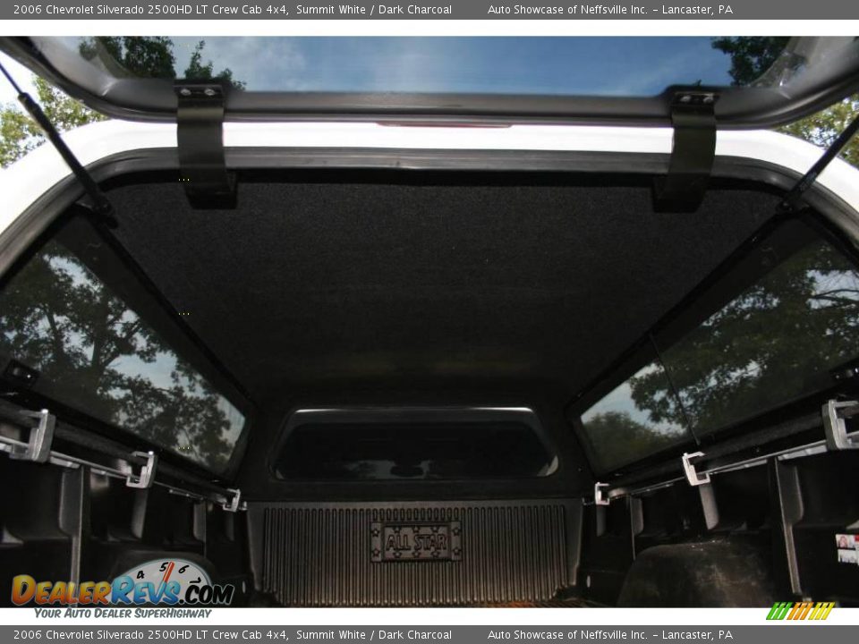 2006 Chevrolet Silverado 2500HD LT Crew Cab 4x4 Summit White / Dark Charcoal Photo #25