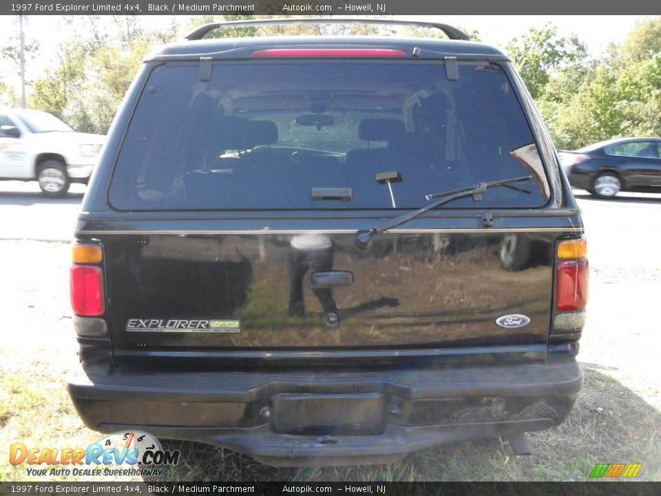 1997 Ford Explorer Limited 4x4 Black / Medium Parchment Photo #6