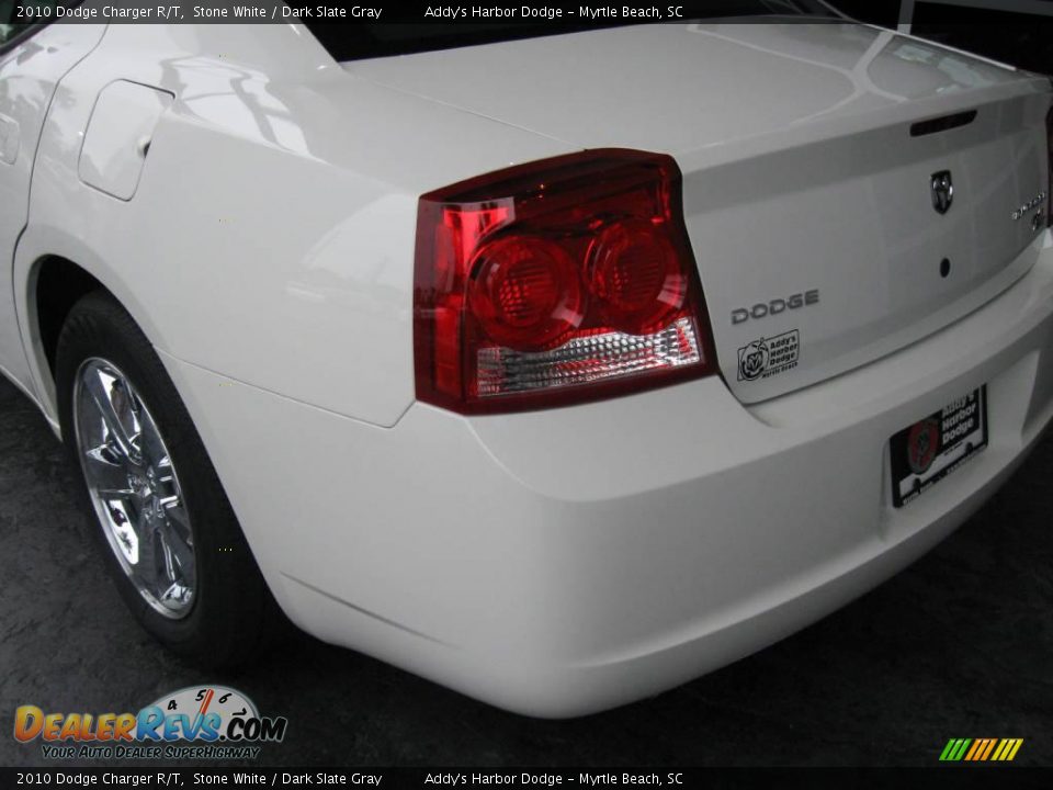 2010 Dodge Charger R/T Stone White / Dark Slate Gray Photo #7