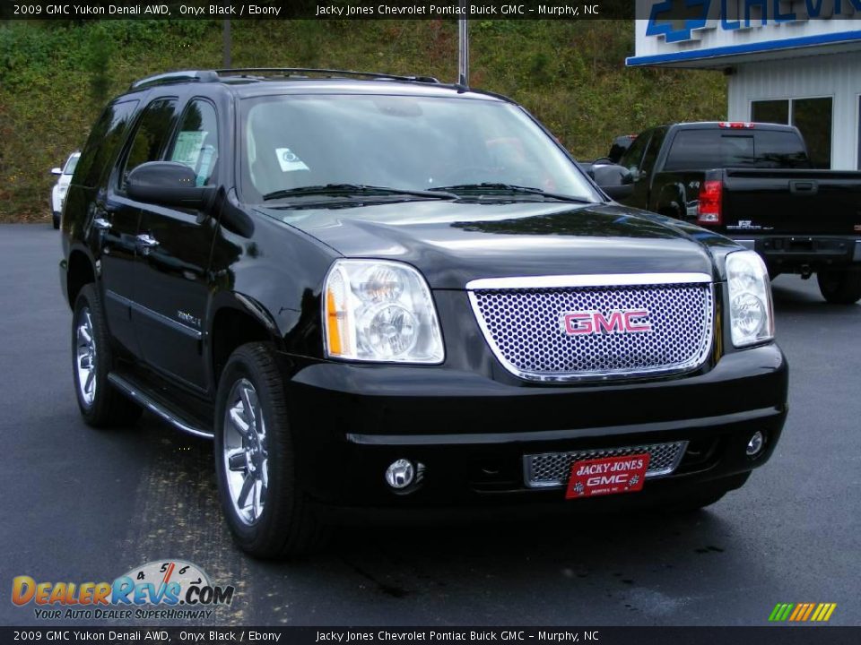2009 GMC Yukon Denali AWD Onyx Black / Ebony Photo #2