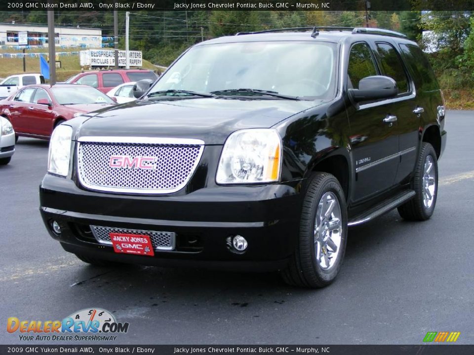 2009 GMC Yukon Denali AWD Onyx Black / Ebony Photo #4