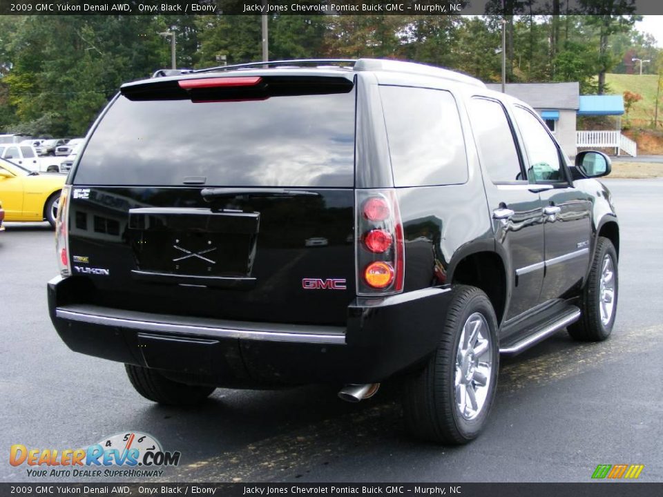 2009 GMC Yukon Denali AWD Onyx Black / Ebony Photo #8