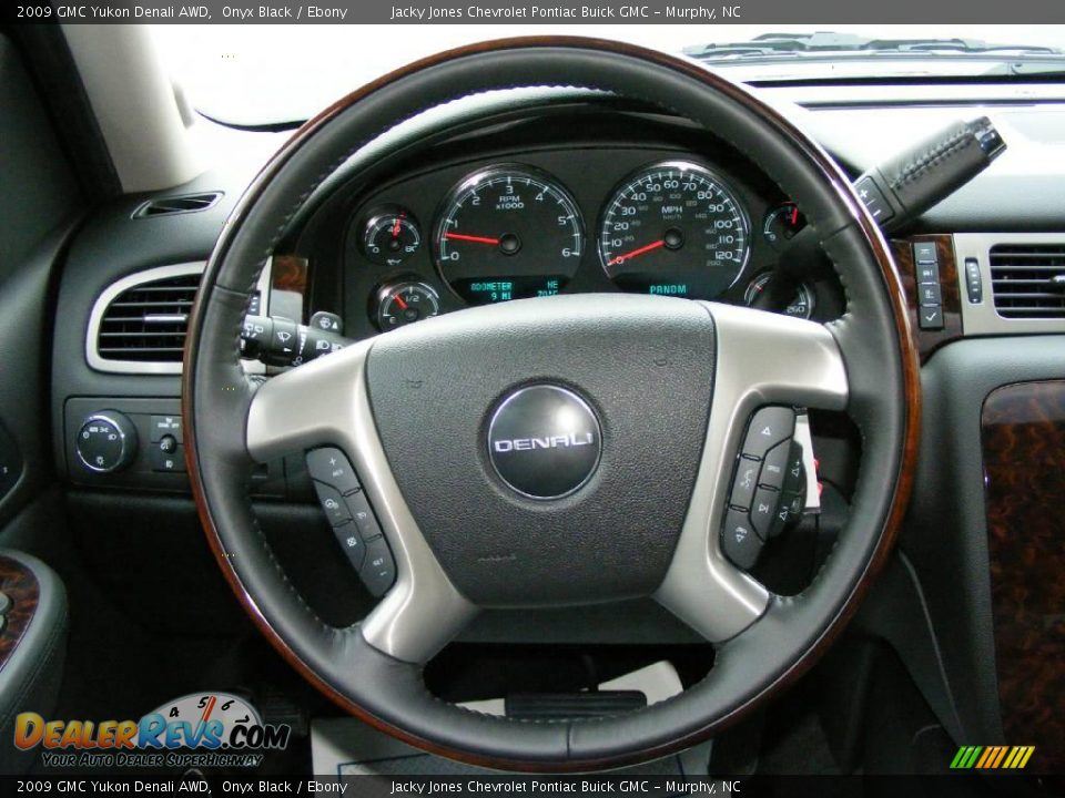 2009 GMC Yukon Denali AWD Onyx Black / Ebony Photo #16