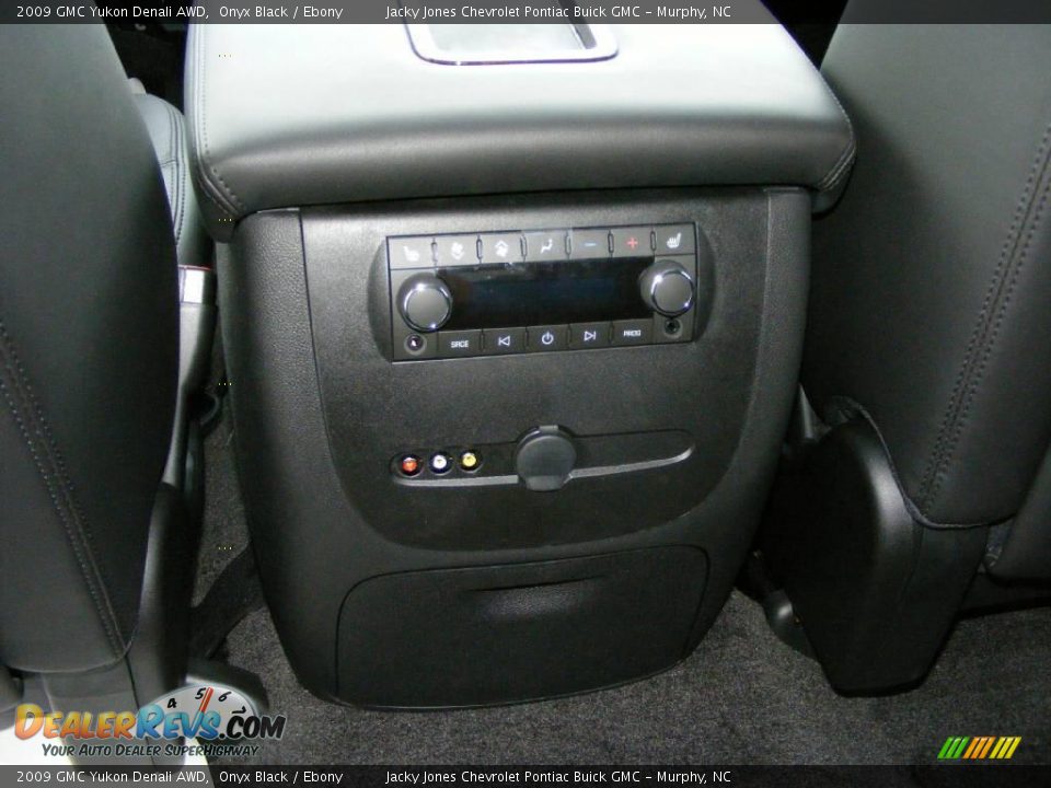 2009 GMC Yukon Denali AWD Onyx Black / Ebony Photo #22