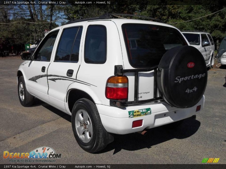 1997 Kia Sportage 4x4 Crystal White / Gray Photo #7