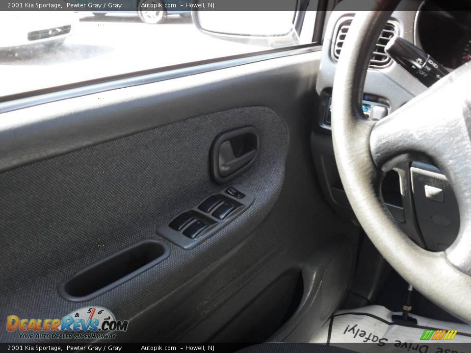 2001 Kia Sportage Pewter Gray / Gray Photo #15