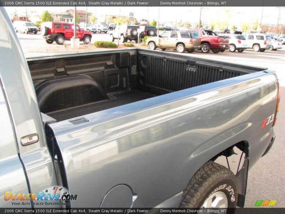 2006 GMC Sierra 1500 SLE Extended Cab 4x4 Stealth Gray Metallic / Dark Pewter Photo #9
