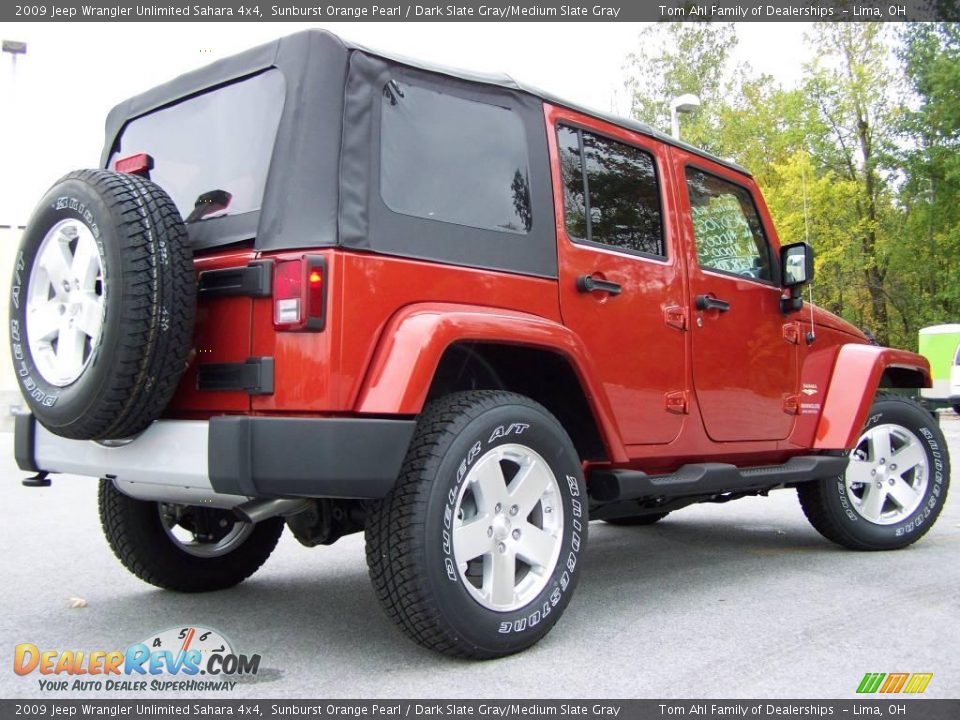 2009 Jeep Wrangler Unlimited Sahara 4x4 Sunburst Orange Pearl / Dark Slate Gray/Medium Slate Gray Photo #7