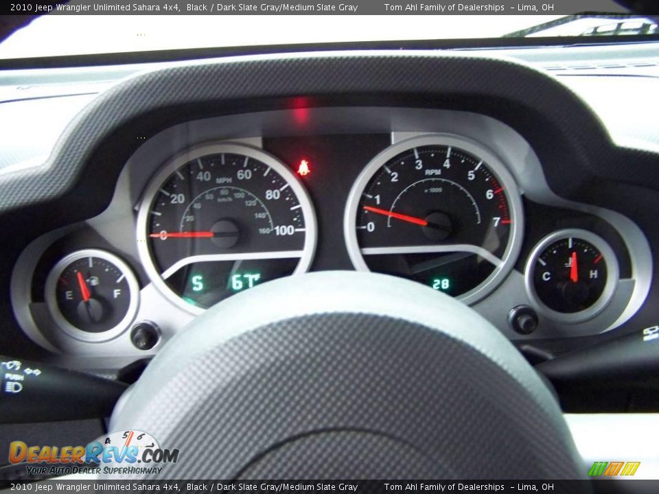 2010 Jeep Wrangler Unlimited Sahara 4x4 Black / Dark Slate Gray/Medium Slate Gray Photo #15