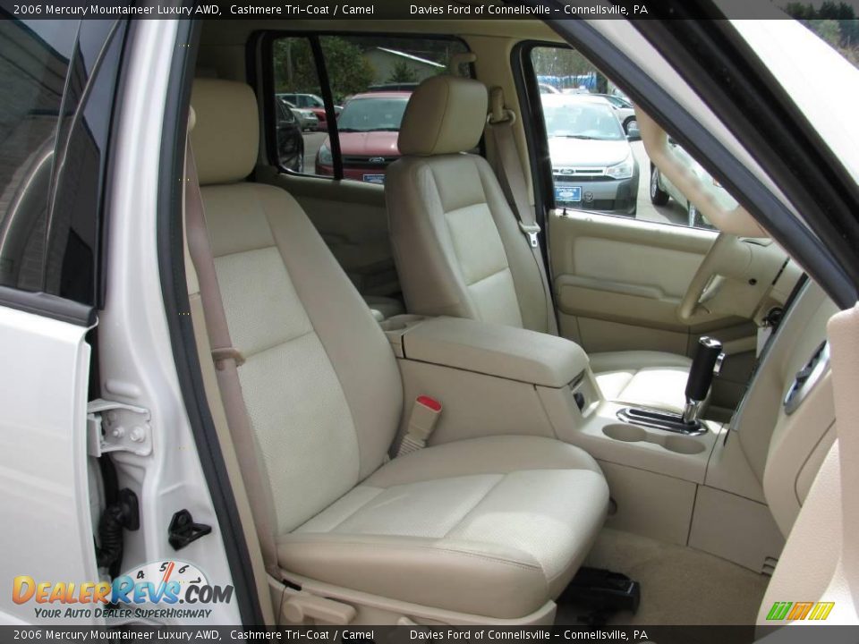 2006 Mercury Mountaineer Luxury AWD Cashmere Tri-Coat / Camel Photo #9