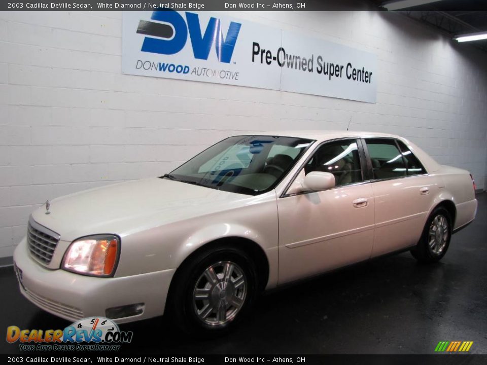 2003 Cadillac DeVille Sedan White Diamond / Neutral Shale Beige Photo #2