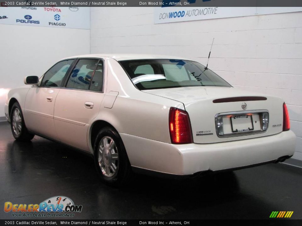 2003 Cadillac DeVille Sedan White Diamond / Neutral Shale Beige Photo #3