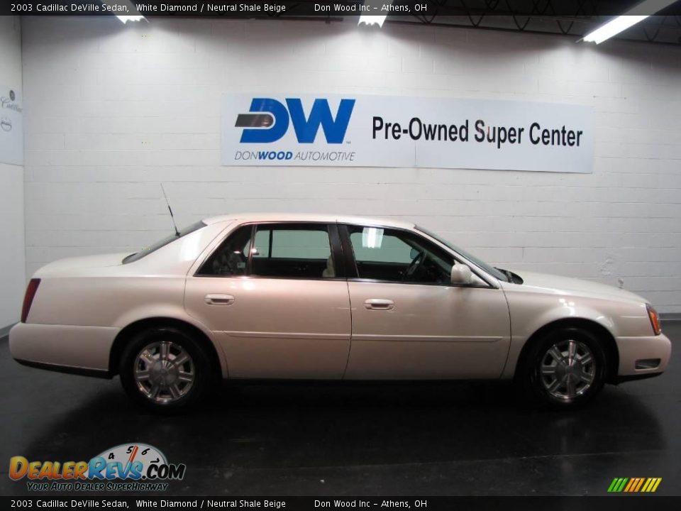 2003 Cadillac DeVille Sedan White Diamond / Neutral Shale Beige Photo #6
