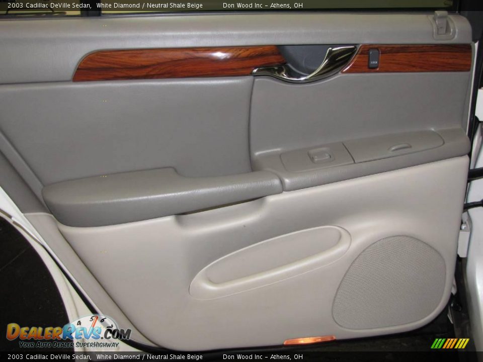 2003 Cadillac DeVille Sedan White Diamond / Neutral Shale Beige Photo #15