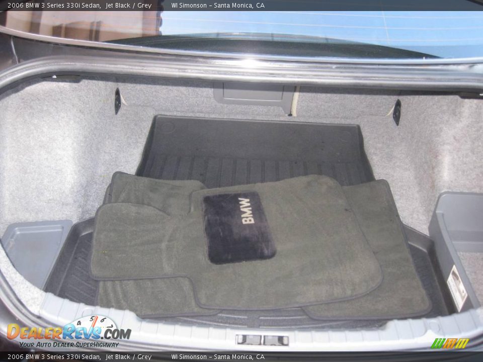 2006 BMW 3 Series 330i Sedan Jet Black / Grey Photo #7