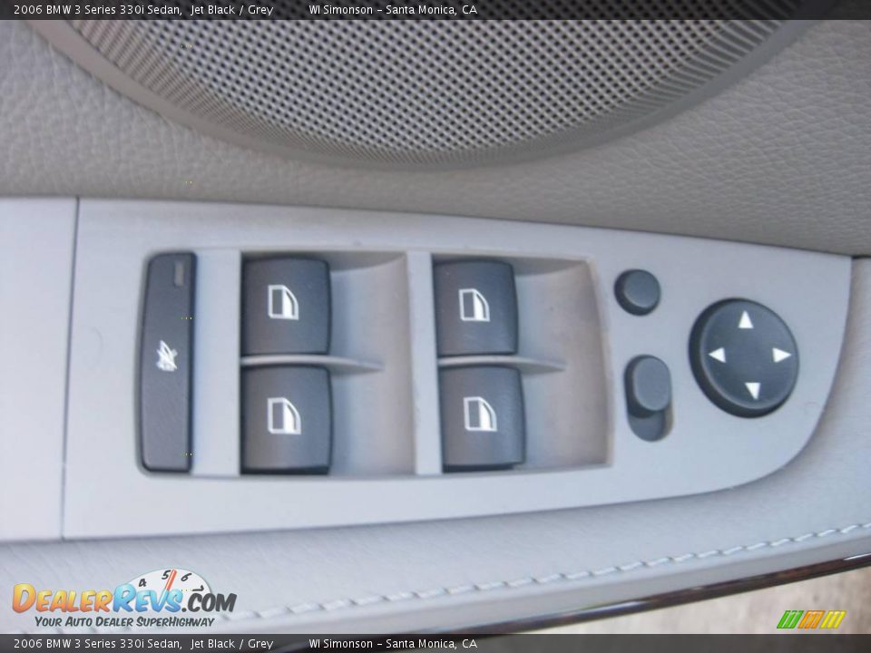 2006 BMW 3 Series 330i Sedan Jet Black / Grey Photo #8