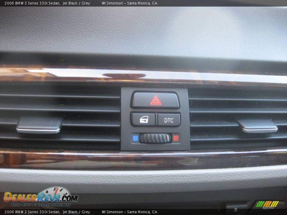 2006 BMW 3 Series 330i Sedan Jet Black / Grey Photo #15