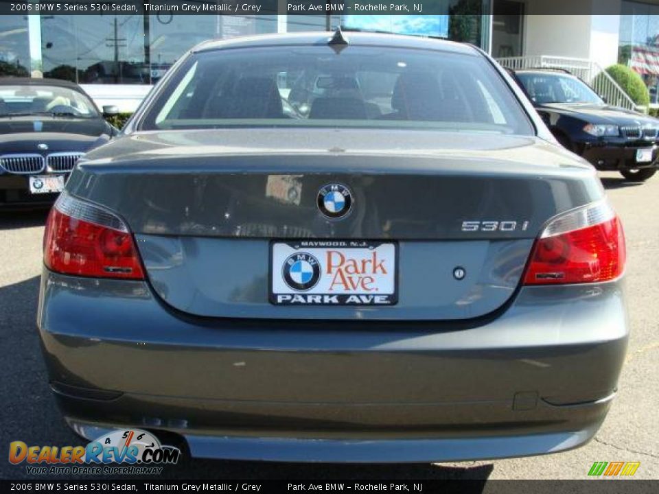 2006 BMW 5 Series 530i Sedan Titanium Grey Metallic / Grey Photo #7