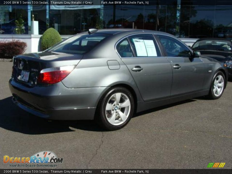 2006 BMW 5 Series 530i Sedan Titanium Grey Metallic / Grey Photo #8