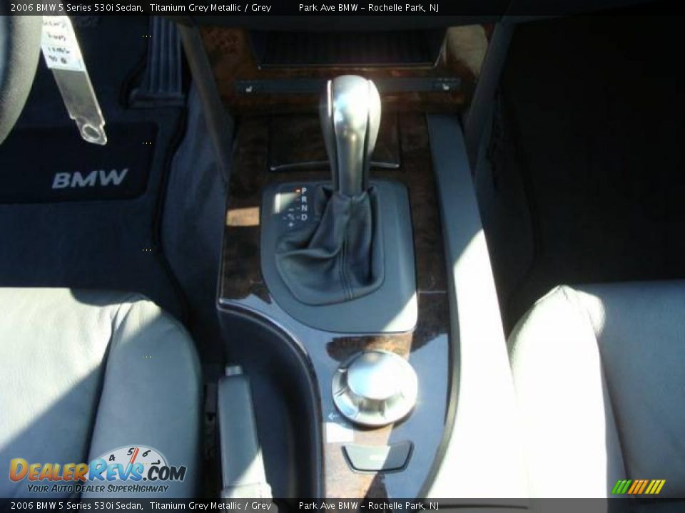 2006 BMW 5 Series 530i Sedan Titanium Grey Metallic / Grey Photo #16