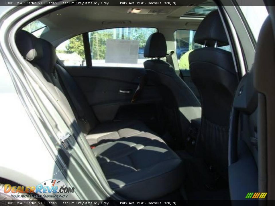 2006 BMW 5 Series 530i Sedan Titanium Grey Metallic / Grey Photo #20
