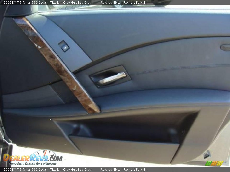 2006 BMW 5 Series 530i Sedan Titanium Grey Metallic / Grey Photo #21