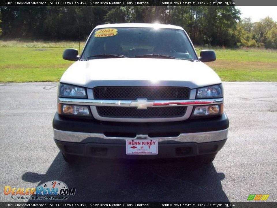 2005 Chevrolet Silverado 1500 LS Crew Cab 4x4 Silver Birch Metallic / Dark Charcoal Photo #9