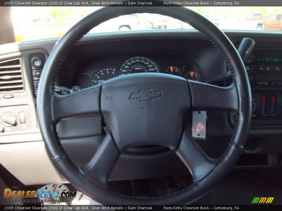 2005 Chevrolet Silverado 1500 LS Crew Cab 4x4 Silver Birch Metallic / Dark Charcoal Photo #17