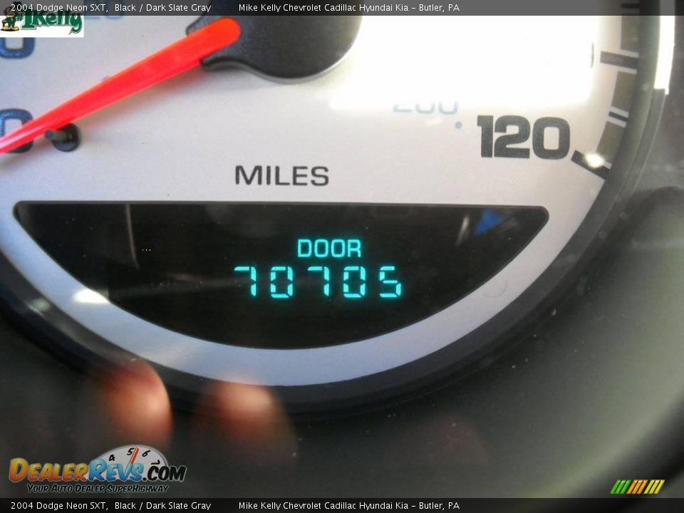 2004 Dodge Neon SXT Black / Dark Slate Gray Photo #20