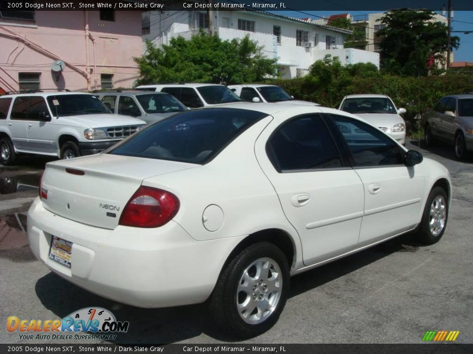 2005 Dodge Neon SXT Stone White / Dark Slate Gray Photo #3