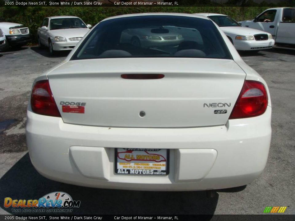 2005 Dodge Neon SXT Stone White / Dark Slate Gray Photo #4