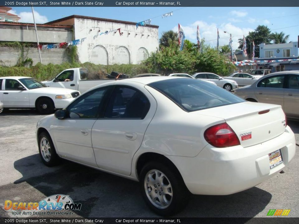 2005 Dodge Neon SXT Stone White / Dark Slate Gray Photo #5