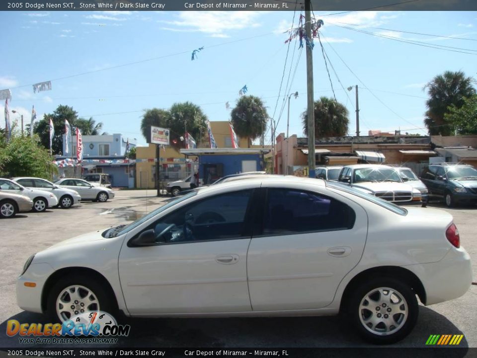2005 Dodge Neon SXT Stone White / Dark Slate Gray Photo #6