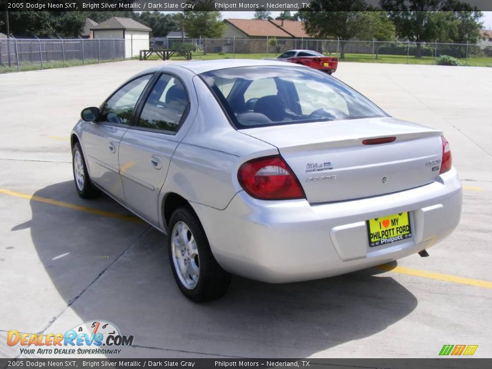 2005 Dodge Neon SXT Bright Silver Metallic / Dark Slate Gray Photo #5