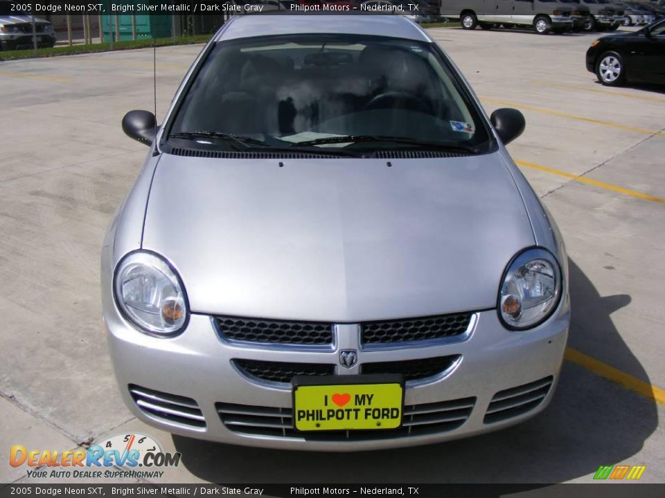 2005 Dodge Neon SXT Bright Silver Metallic / Dark Slate Gray Photo #8