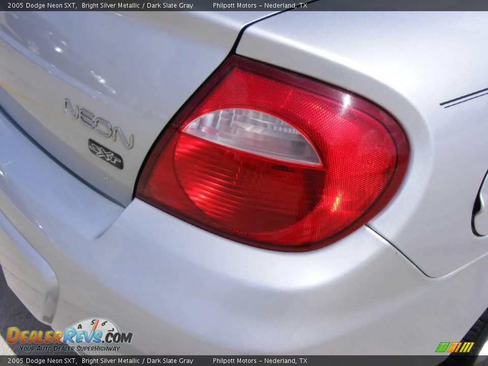 2005 Dodge Neon SXT Bright Silver Metallic / Dark Slate Gray Photo #16