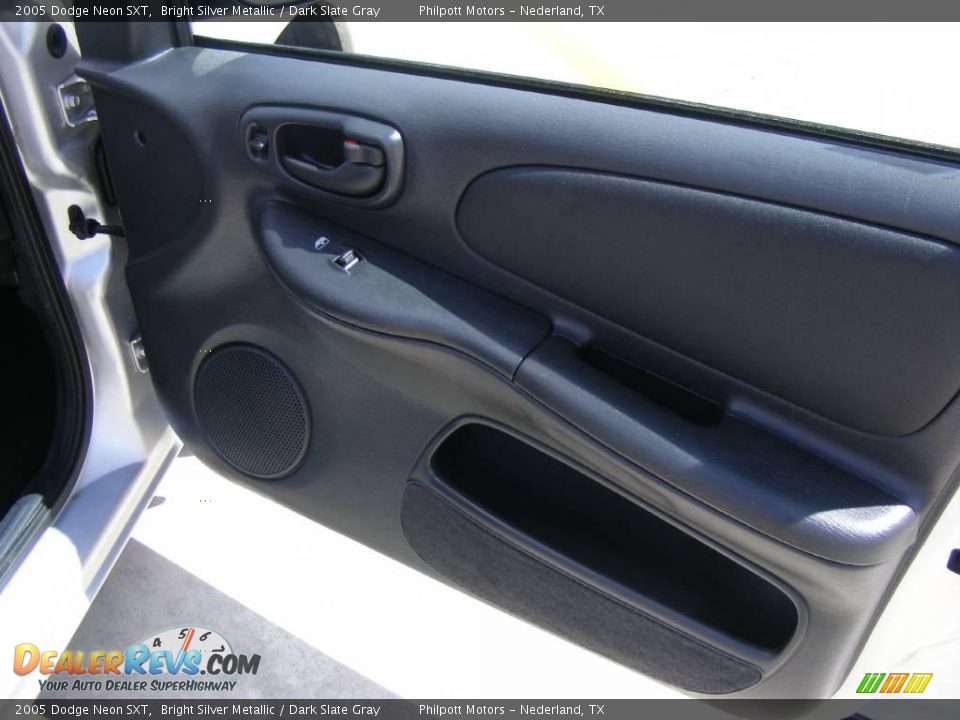 2005 Dodge Neon SXT Bright Silver Metallic / Dark Slate Gray Photo #20