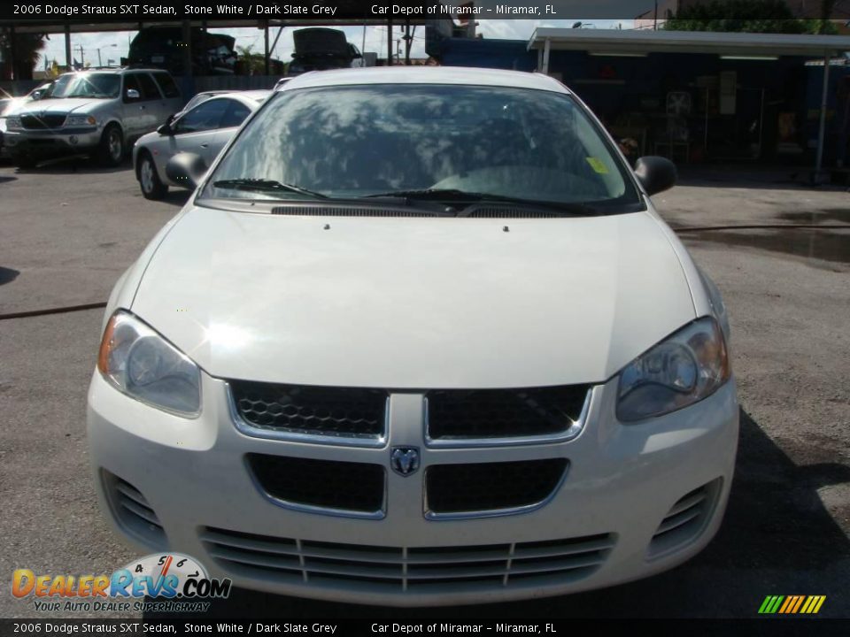 2006 Dodge Stratus SXT Sedan Stone White / Dark Slate Grey Photo #8