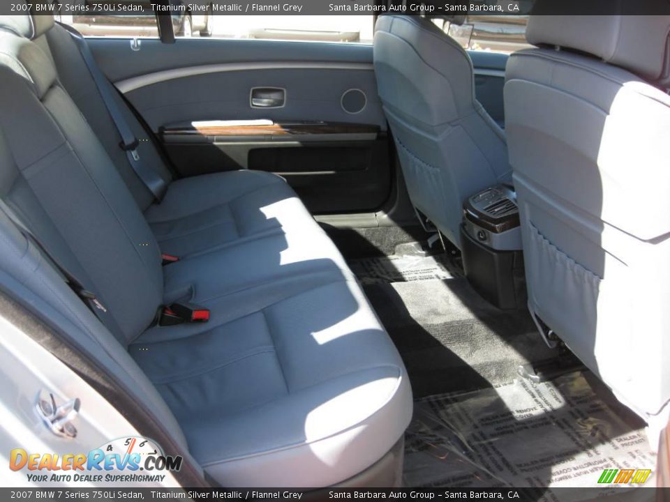 2007 BMW 7 Series 750Li Sedan Titanium Silver Metallic / Flannel Grey Photo #15