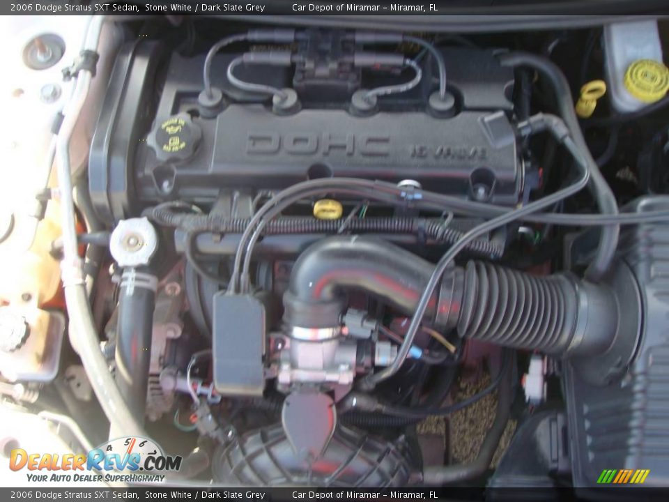 2006 Dodge Stratus SXT Sedan Stone White / Dark Slate Grey Photo #15